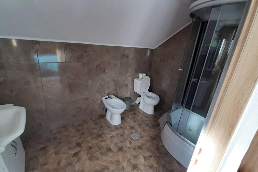 布朗Casa In Curte La Zavate别墅 外观 照片